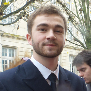 Theo - Prof de maths - Châlons-en-Champagne