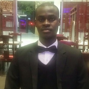 Serigne - Prof de maths - Paris
