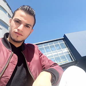 Hocine - Prof de maths - Paris