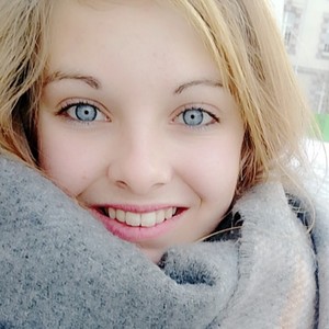 Sarah - Prof de maths - Omps