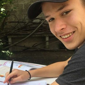 Théo - Prof de maths - Chelles