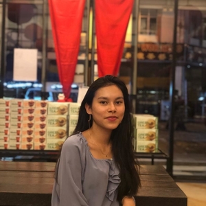 Mai-linh - Prof d'expression orale - anglais - Lanester