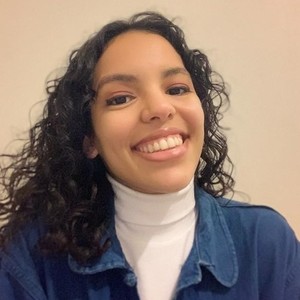 Emna - Prof de maths - Toulouse