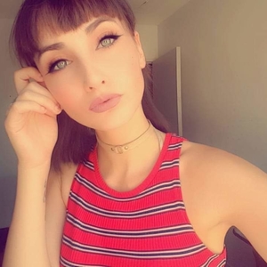 Christina - Prof de maquillage - Saint-Léger-lès-Domart