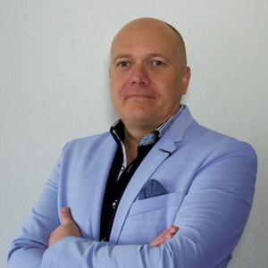 Olivier - Prof de fle - français langue étrangère - Saquarema