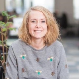 Manon - Prof d'initiation informatique - Paris