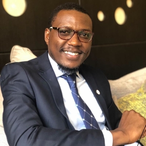 Rocky Abdoul - Prof de finance - Saint-Denis