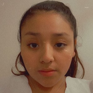 Adriana - Prof d'espagnol - Saint-Julien-du-Sault