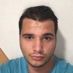 Romain - Prof de jeux vidéo - Grenoble