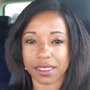 Cinthia - Prof de fle - français langue étrangère - Enfield