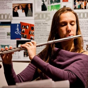 Júlia - Prof de flûte traversière - Paris