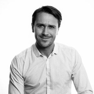 Alex - Prof de marketing - Nice