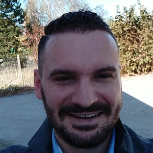 Vincent - Prof d'anglais - Marigny-les-Usages