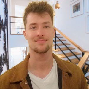 Julian - Prof d'initiation informatique - Bordeaux