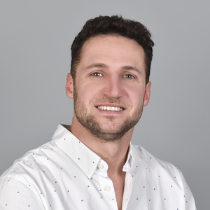 Francois - Prof de marketing - Lyon