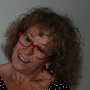 Aline - Prof d'initiation informatique - Saint-Melaine-sur-Aubance