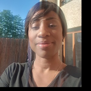 Clarisse - Prof d'aide à la rédaction de cv - lettre de motivation - Ris-Orangis
