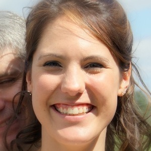 Audrey - Prof de management et gestion d'entreprise - Bonson