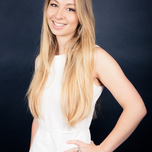 Laura - Prof de communication - Le Plessis-Pâté