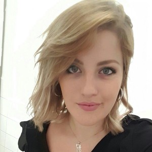 Stéphanie - Prof d'initiation informatique - Champlan