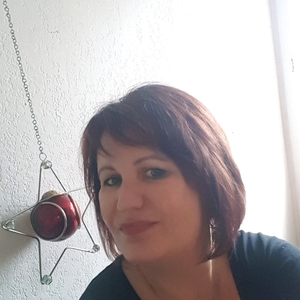 Delphine - Prof de français - Fréjus