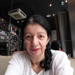 Ana Luiza - Prof de fle - français langue étrangère - Lyon