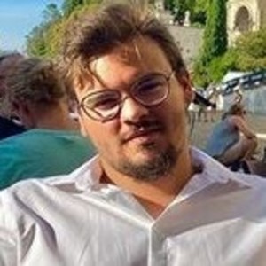 Anis - Prof d'histoire - Saint-Genis-Pouilly