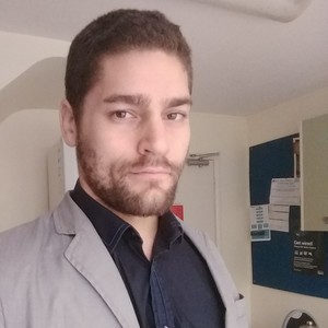 Adam - Prof de français - Chêne-Bougeries