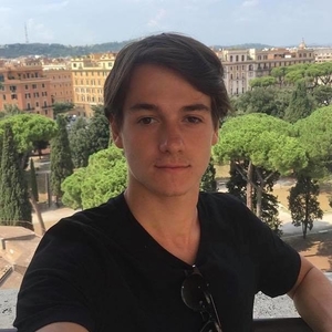 Léo - Prof d'espagnol - Versailles