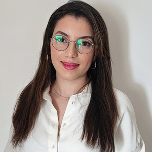 Nora - Prof d'aide aux devoirs - Vaulx-en-Velin