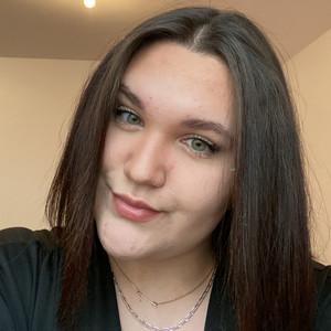 Zoe - Prof de français - Laon