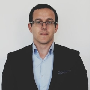 Nicolas - Prof de marketing - Grenoble