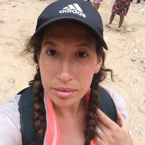 Justine - Prof de fle - français langue étrangère - Pouilloux