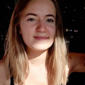 Dora - Prof de français - Paris