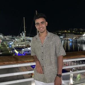 Abderrahmane - Prof de maths - Valenciennes