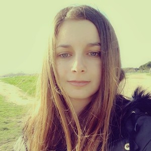 Manon - Prof d'espagnol - Fréjus