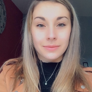 Adriane - Prof de français - Saint-Flour