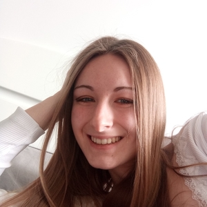 Océane - Prof de sciences sociales - Jazennes