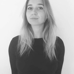 Romane - Prof de soutien scolaire - Paris