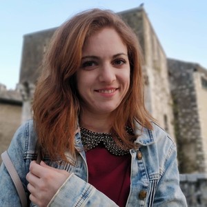 Anaïs - Prof d'aide à la rédaction de cv - lettre de motivation - Grasse