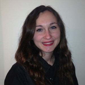 Carla - Prof d'aide à la rédaction de cv - lettre de motivation - Paris