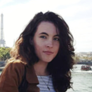 Jade - Prof d'initiation informatique - Paris