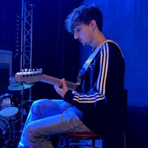 Fabio - Prof de guitare - Saint-Arnoult-en-Yvelines