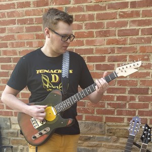 Antoine - Prof de guitare - Namur