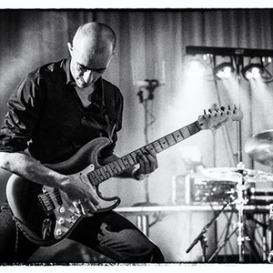Frogfingerz - Prof de guitare - Caderousse