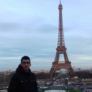 Anass - Prof de physique - chimie - La Tour-du-Pin
