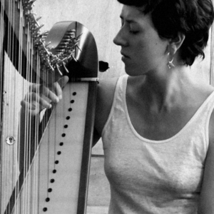 Elise - Prof d'harpe - Saint-Cyr-du-Bailleul
