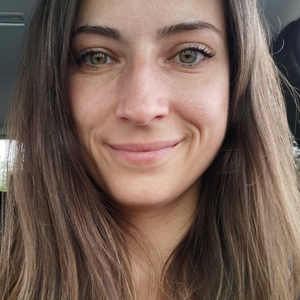 Amanda - Prof de yoga - Clermont-Ferrand