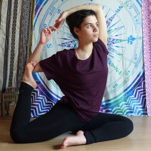 Laura - Prof de yoga - Paris