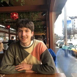 Lukas - Prof d'anglais - Paris